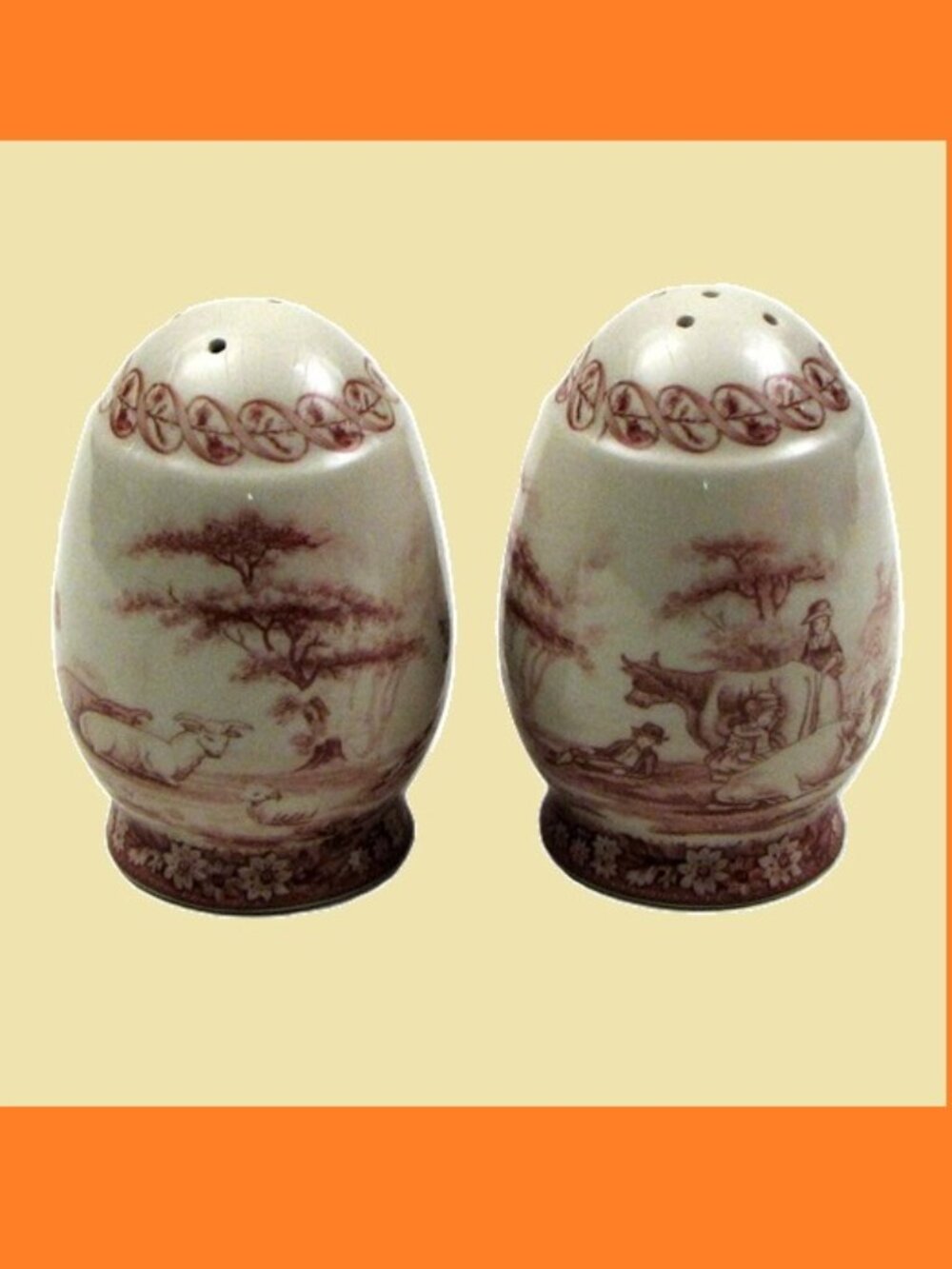 Red Porcelain Glass Salt & Pepper set 3 1/2" tall 59141